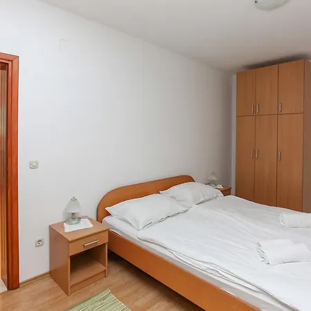 Laguna 2 Apartment Bol