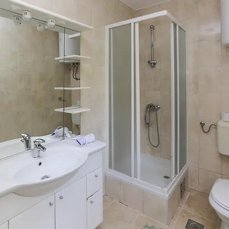 アパート Laguna 2 ボル