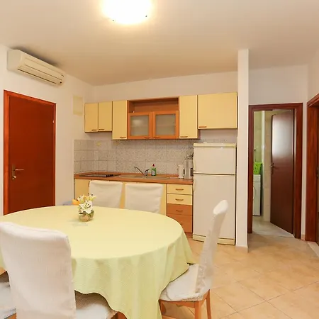 Laguna 2 アパート *