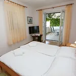 Laguna 2 * Bol