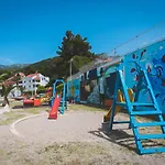 Laguna 2 *