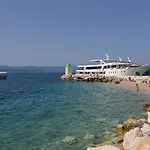 Apartman Laguna 2 *