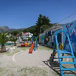 Laguna 2 *